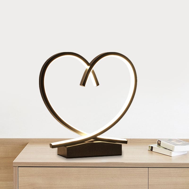 Lampe de Table Cœur – Éclairage Élégant pour Décoration Maison et Bureau