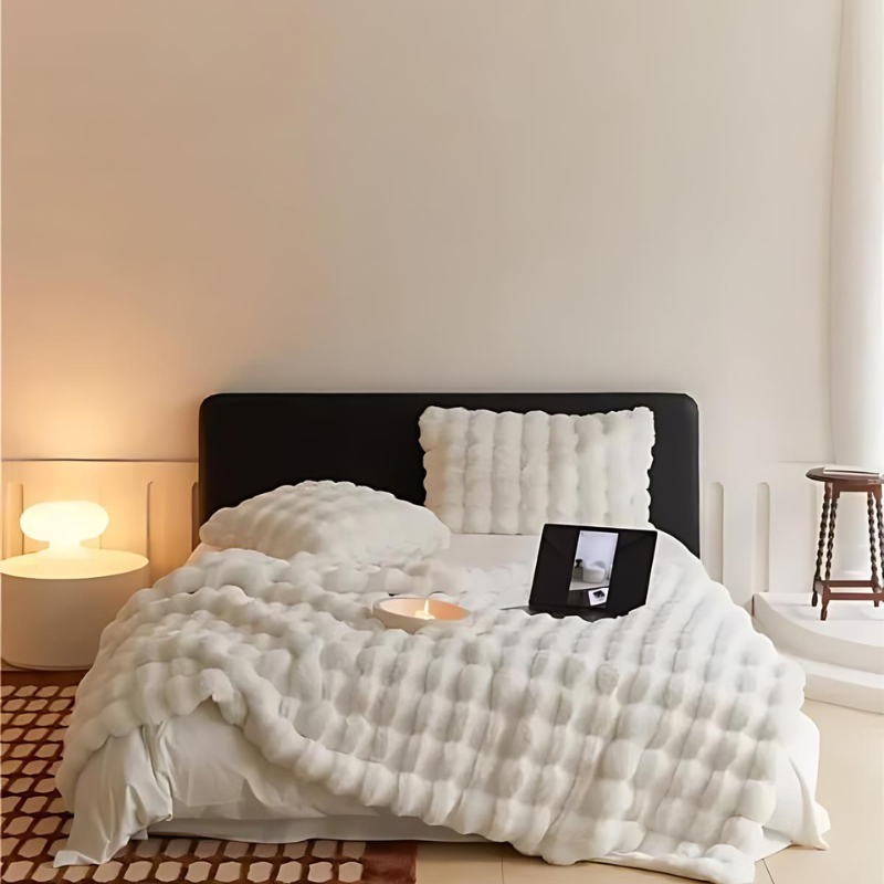 Couverture en Fausse Fourrure – Plaid Doux Double Face Confortable pour Maison et Bureau