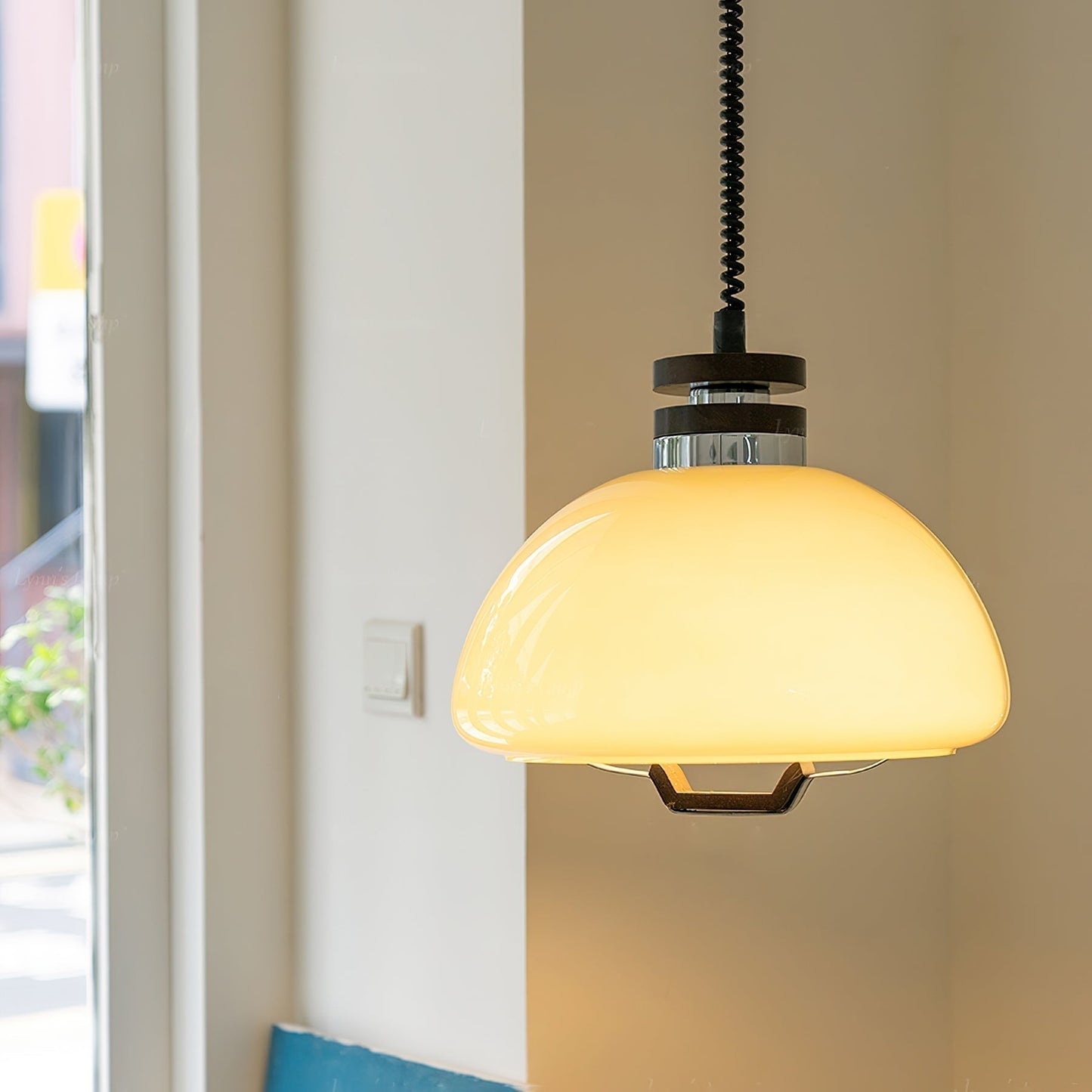Lustre moderne design élégant – Lampe polyvalente pour maison et bureau
