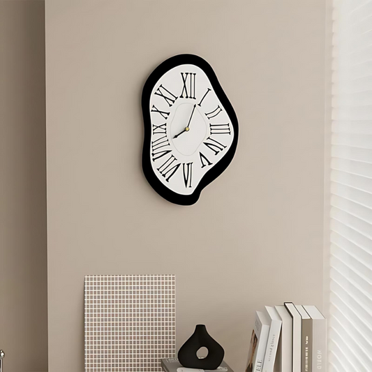Horloge Murale Antique – Décoration Surréaliste pour Intérieur et Bureau