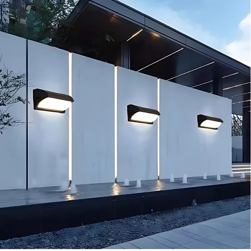 Lampe LED d'extérieur – Éclairage étanche IP65 avec détection de mouvement économe