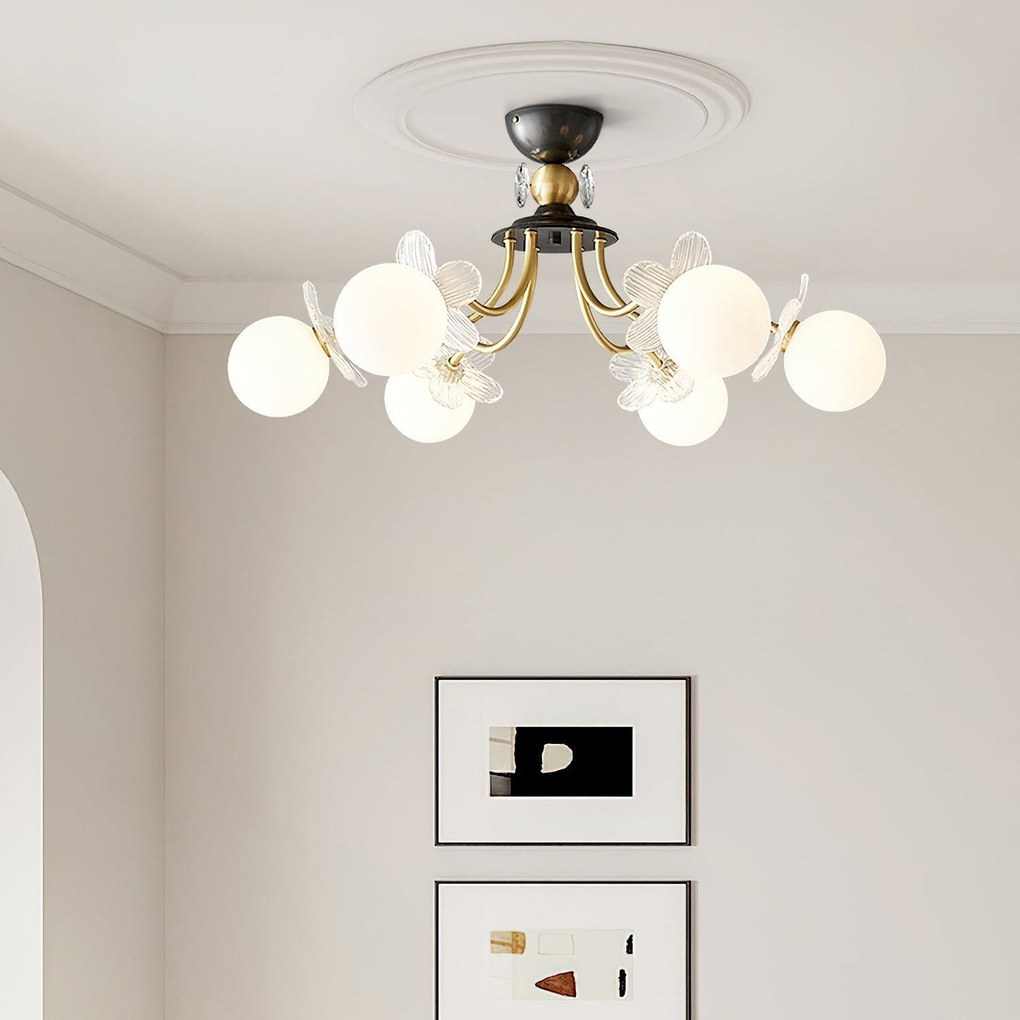 Chandelier en Verre Floral – Éclairage Élégant pour Maison et Bureau