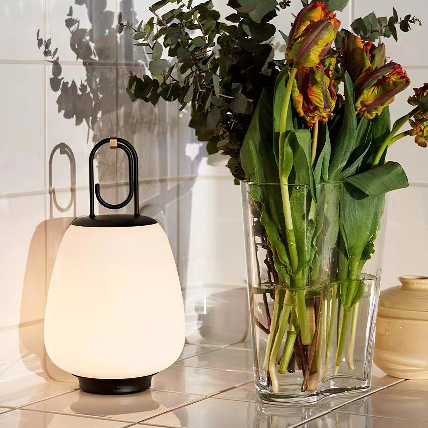 Lampe de Table Portable – Éclairage Élégant pour Maison et Bureau, Design Chic