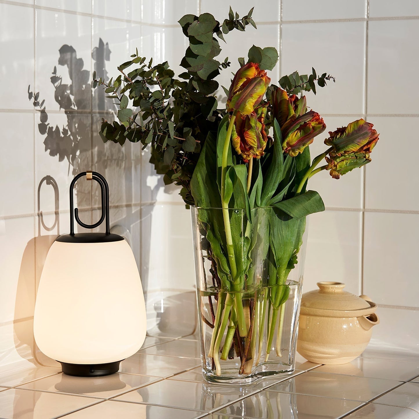 Lampe de Table Portable – Éclairage Élégant pour Maison et Bureau, Design Chic
