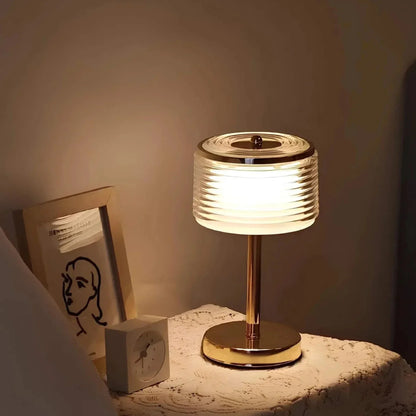 Lampe de Table LED Moderne – Éclairage Économe en Énergie et Design Élégant